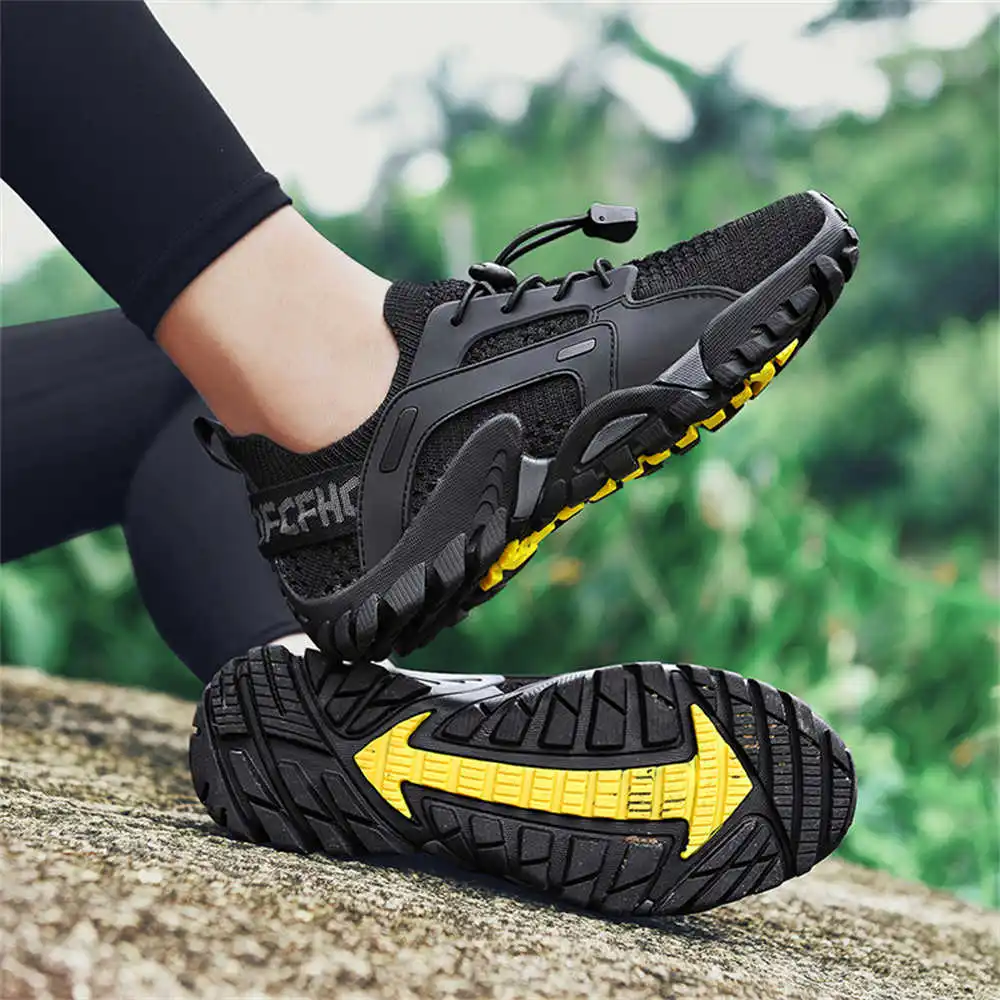 Street Fashion In Vietnam - 40-44 Size 46 Summer Hiking Boots