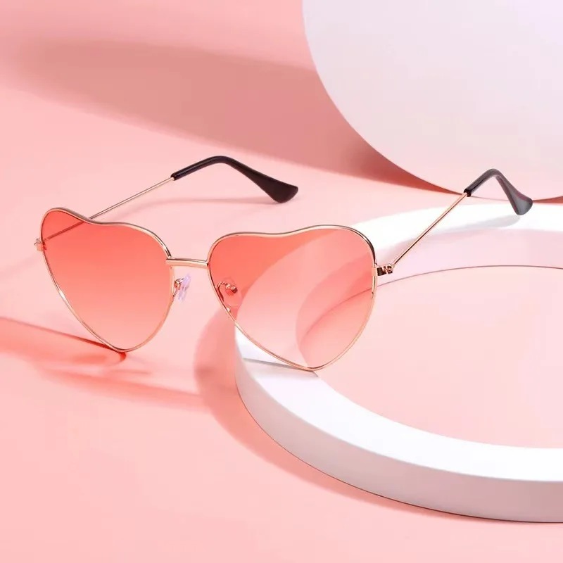 Street Fashion Vintage - Fashion Heart Shaped Metal Sunglasses Vintage