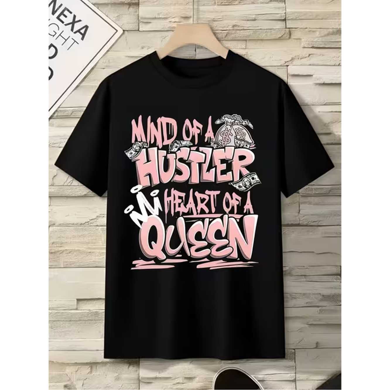 A T Shirt With Pink Graphic De - огляд і ціна Italy Fashion Street